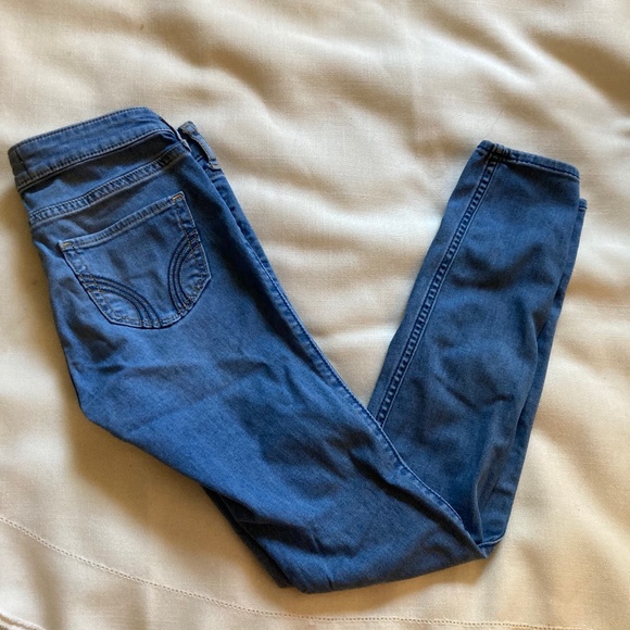 Hollister Medium Washed Jeggings - Picture 4 of 5